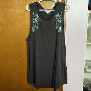 Elegant gray tank top